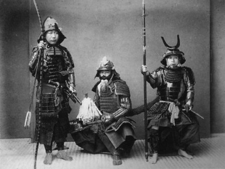 http://negeriemas.files.wordpress.com/2011/03/samurai.jpg